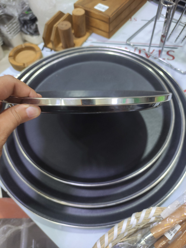 سینی استپ دار گرد لبه استیل سایز 45 سانتی رنگ مشکی
